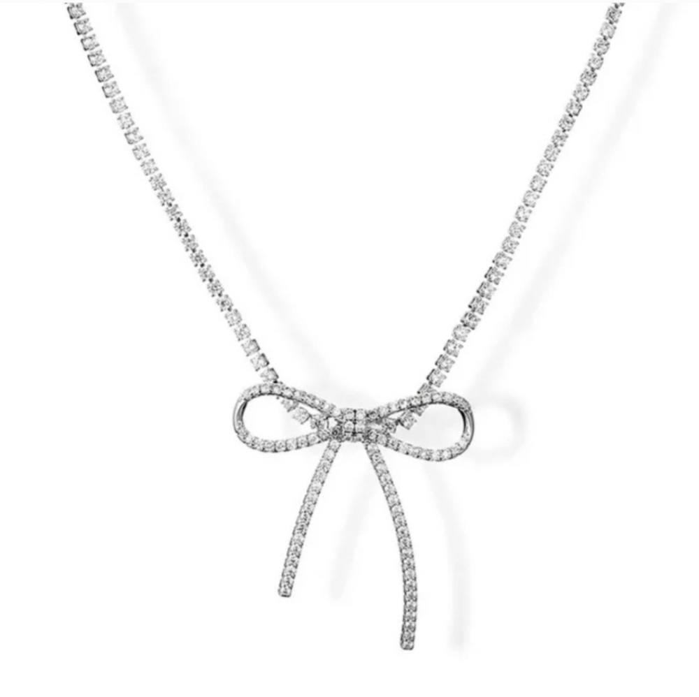 Stunning Silver BowKnot Necklace